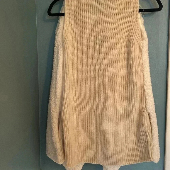 Soft Surroundings NWT heavenly soft St Moritz vest - ivory - small - pockets - Picture 7 of 9